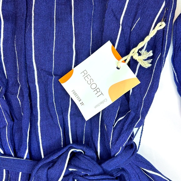 Forever 21 NWT stripped tie dress - Picture 3 of 5